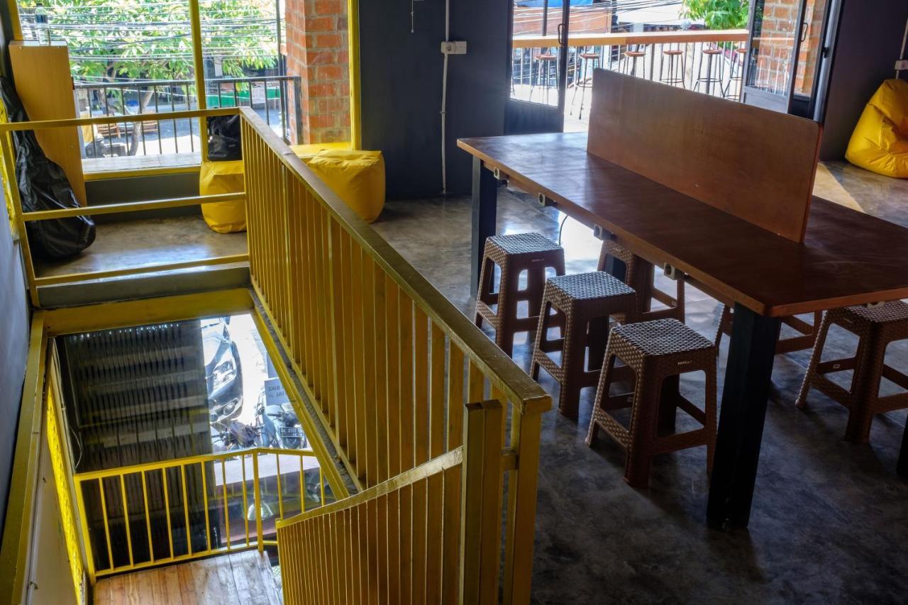 Kumpul Hostel Kuta Legian Buitenkant foto
